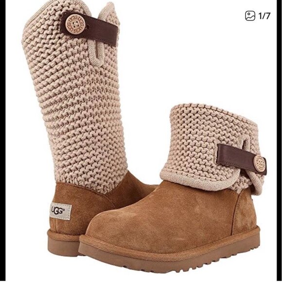 UGG Shoes - EUC UGG Shaina Sweater Cuff Boots S/N 1012534
